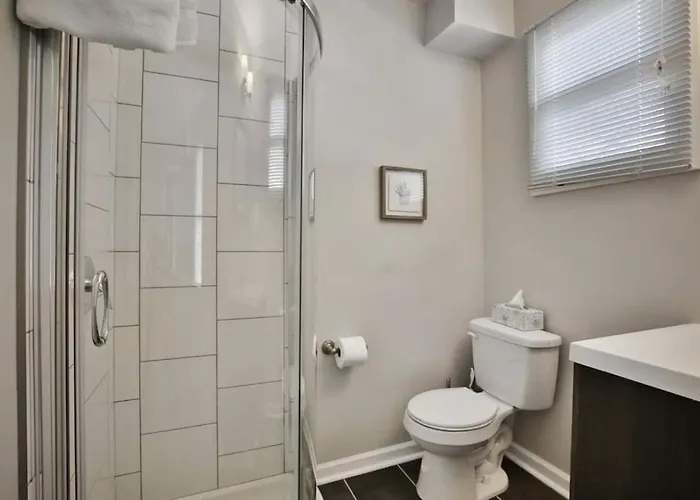 4 Bedrooms Modern Interior Spacious Сasa de vacaciones *